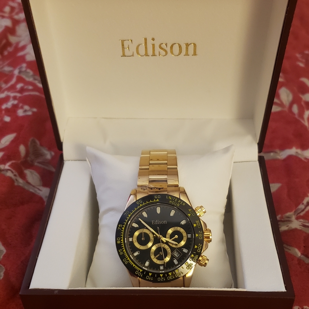 Mens designer watch. Edison watch with box. NWOT. Gold tone.